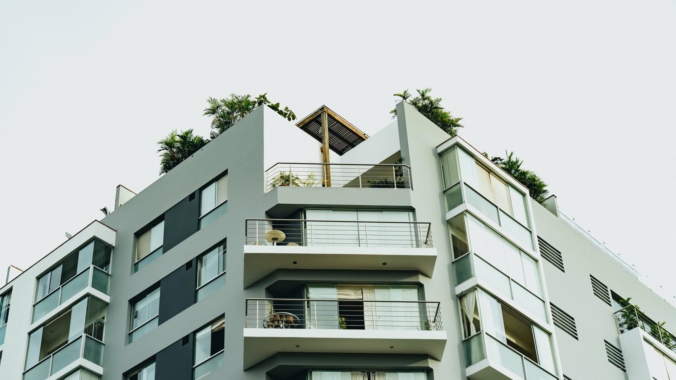modern-balconys Photo by Dan Gold
